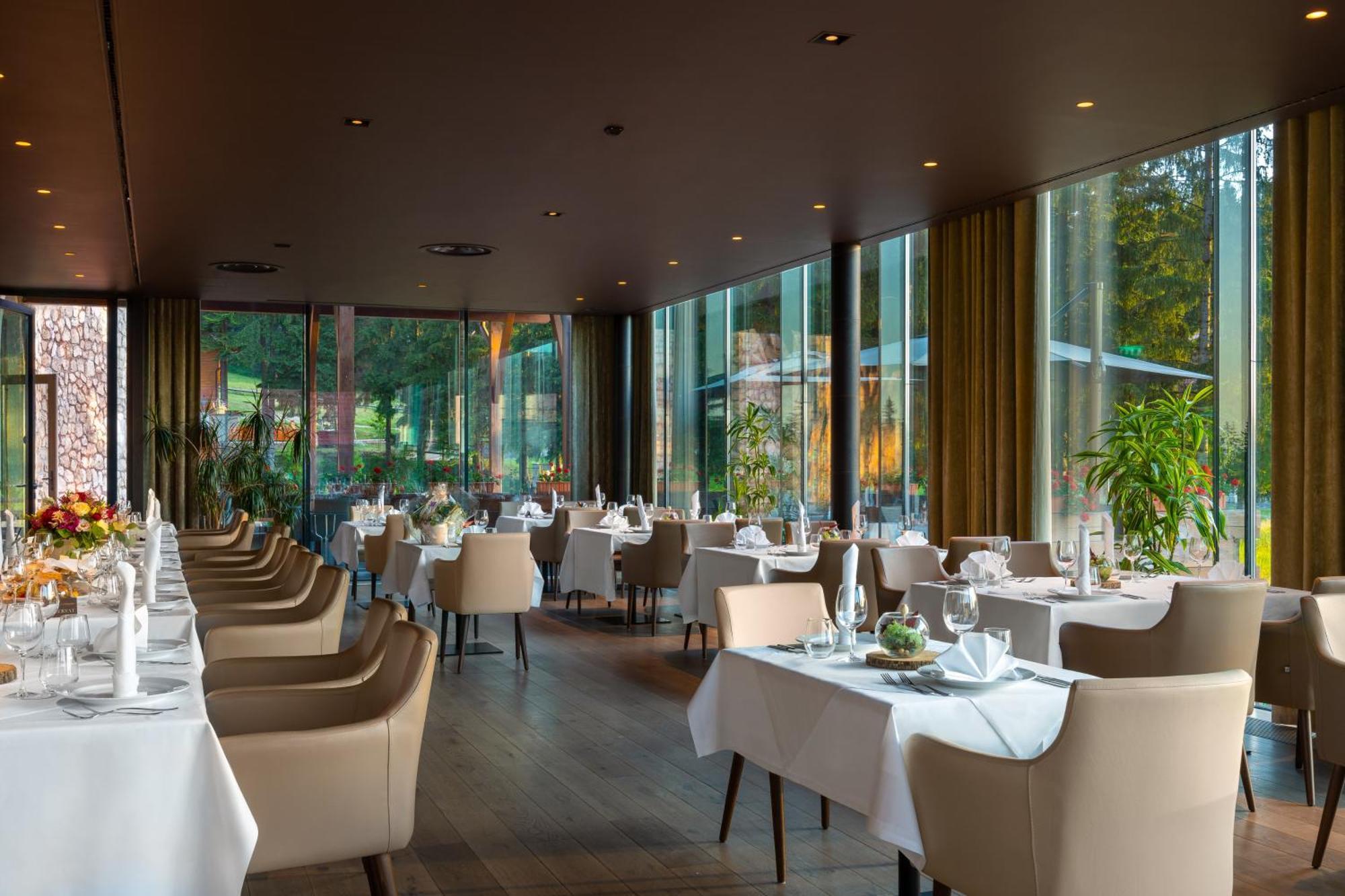 Ana Hotels Bradul Пояна-Брашов Экстерьер фото